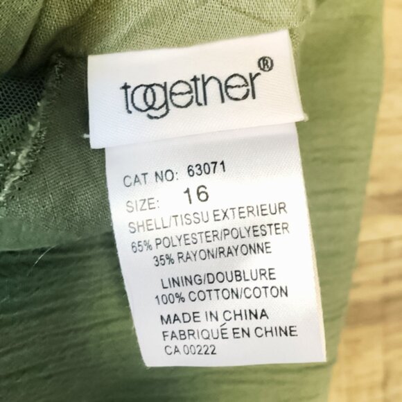 Sage Green Casual Maxi Dress With Lace Details - Picture 3 of 4